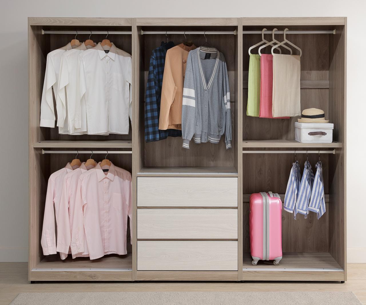 伊格絲 8尺組合推門衣櫥