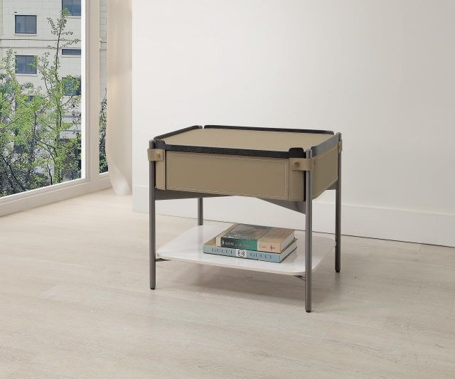 尼普敦馬鞍皮床頭櫃