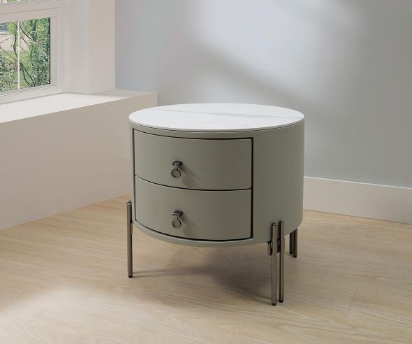 里維爾皮革床頭櫃