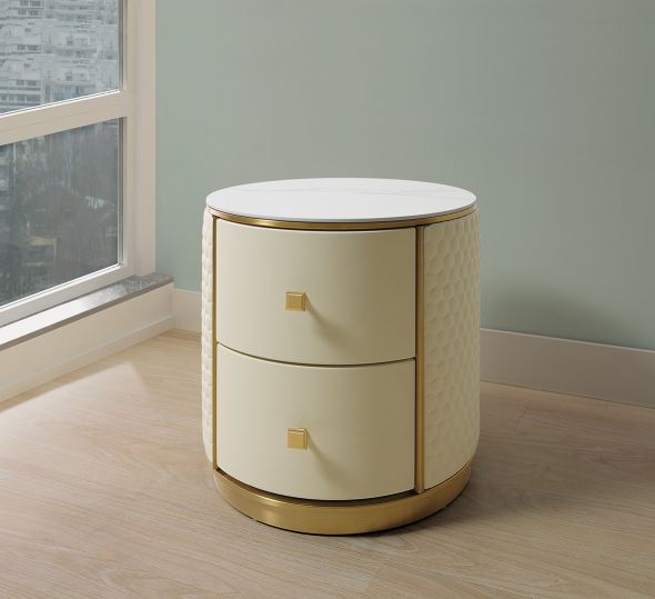 法蘭克皮革床頭櫃